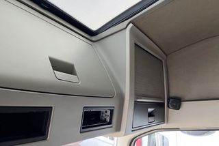 Volvo 2018 FH 460 ADR-thumb-12