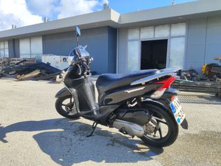 Honda Vision 110 2016-thumb-4