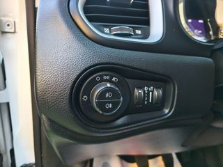 Jeep Renegade 2017 1.4 MULTIAIR 140 ps CLIMA-thumb-57
