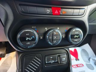 Jeep Renegade 2017 1.4 MULTIAIR 140 ps CLIMA-thumb-59