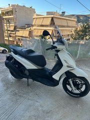 Piaggio Beverly 350 2012