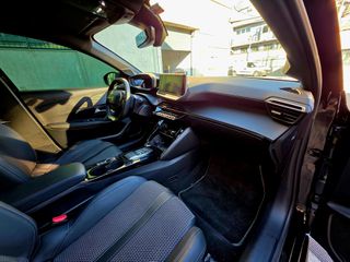 Peugeot 208 2022 GT LINE-thumb-11