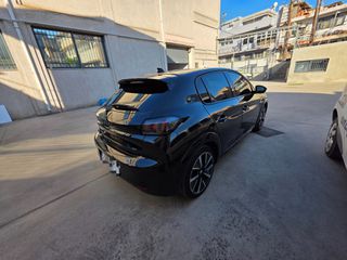 Peugeot 208 2022 GT LINE-thumb-2