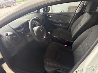 Renault Clio 2017 0.9  LIMITED EDITION-thumb-26