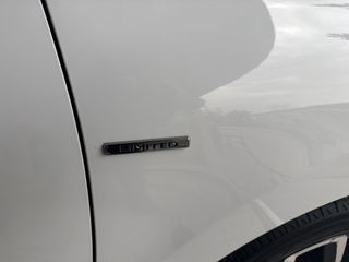 Renault Clio 2017 0.9  LIMITED EDITION-thumb-32