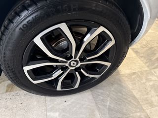 Renault Clio 2017 0.9  LIMITED EDITION-thumb-8