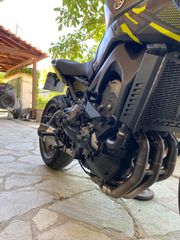 Yamaha MT-09 2016-thumb-3