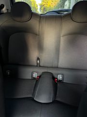Mini Cooper D 2016-thumb-9