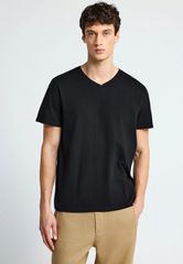 Funky Buddha Ανδρικό T-shirt με V λαιμόκοψη - The basics collection FBM013-002-04
