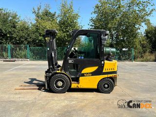 Yale 2016 GLP30VX-thumb-1