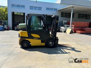 Yale 2016 GLP30VX-thumb-4
