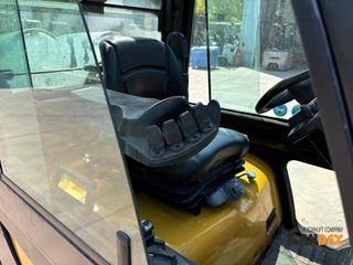 Yale 2016 GLP30VX-thumb-6