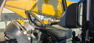 JCB 2008 535-125-thumb-12