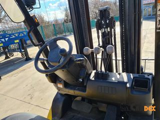 Yale 2016 GLP25MX-thumb-7