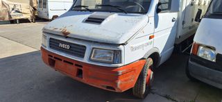 Iveco Daily 49.10 Πετρέλαιο 70.000χλμ (2445cc,κωδικός μηχανής 8140.21.200)-thumb-1