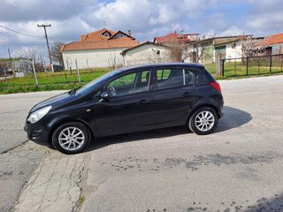 Opel Corsa 2013-thumb-1