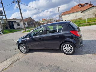 Opel Corsa 2013-thumb-2
