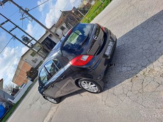 Opel Corsa 2013-thumb-3