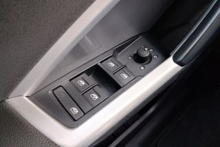 Audi Q3 2021 35 TDI S tronic 2.0-thumb-15