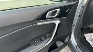 Kia XCeed 2021-thumb-17