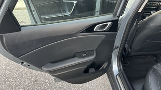 Kia XCeed 2021-thumb-25