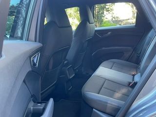 Audi Q4 e-tron 2022 40 S-Line-thumb-14