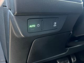 Audi Q4 e-tron 2022 40 S-Line-thumb-20