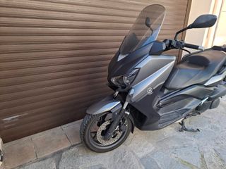 Yamaha XMAX 250 2014-thumb-1