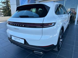 Porsche Cayenne 2025 Cayenne E-Hybrid-thumb-5
