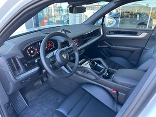 Porsche Cayenne 2025 Cayenne E-Hybrid-thumb-17