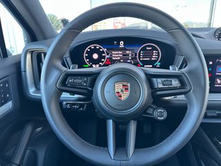 Porsche Cayenne 2025 Cayenne E-Hybrid-thumb-21