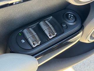 Mini Cooper SD 2017-thumb-24