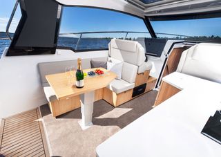 Καμπινάτο 2026 GRANDEZZA 30 OUTBOARD-thumb-11