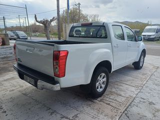 Isuzu D-Max 2018-thumb-5