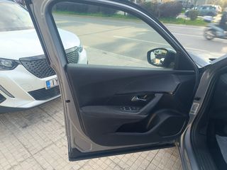 Peugeot 2008 2025 STYLE 100 HP-thumb-11