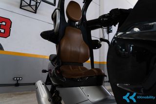 Bmw C1 125 Executive 2004 RESTORED-thumb-8