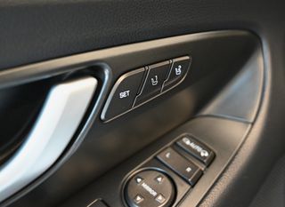 Hyundai i 30 2019 N LINE NAVI CAMERA LED FULL EXTRA-thumb-23
