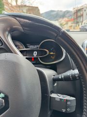 Renault Clio 2016 LIMITED EDITION-thumb-10