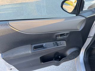 Toyota Yaris 2012 ΠΑΝΟΡΑΜΙΚΗ ΟΡΟΦΗ DIESEL-FULL EXTRA-thumb-6