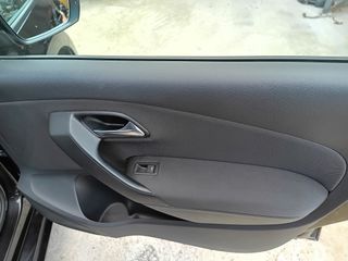 Volkswagen Polo 2009 1,2-thumb-9