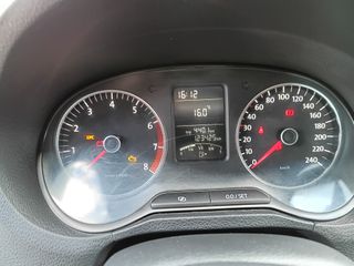 Volkswagen Polo 2009 1,2-thumb-13