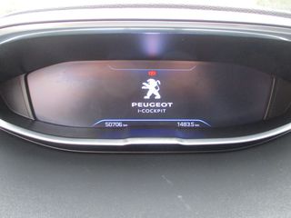 Peugeot 3008 2019 1.2 PURETECH 130 ALLURE-thumb-11