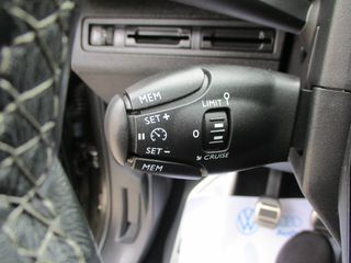 Peugeot 3008 2019 1.2 PURETECH 130 ALLURE-thumb-20