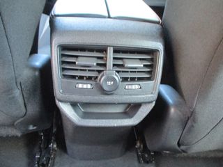 Peugeot 3008 2019 1.2 PURETECH 130 ALLURE-thumb-34