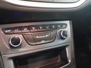 Opel Astra 2020 DIESEL EDITION-thumb-37
