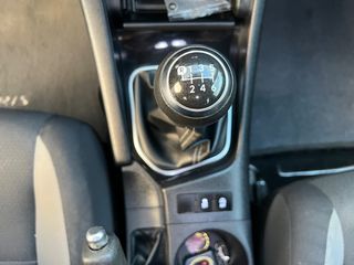 Toyota Auris 2018 1.4 D-4D DIESEL 6 TAXYTO-thumb-8