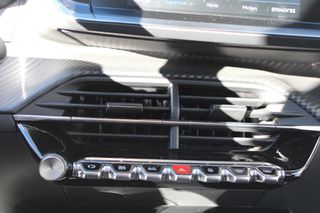 Peugeot 2008 2021 1.2 PURETECH 130 | ΠΡΩΤΟ ΧΕΡΙ | Lecars-thumb-22