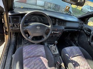 opel vectra b-thumb-10
