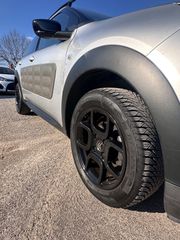 Citroen C4 Cactus 2015-thumb-23