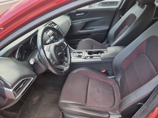 Jaguar XE 2015 XE 20d R-Sport-thumb-48